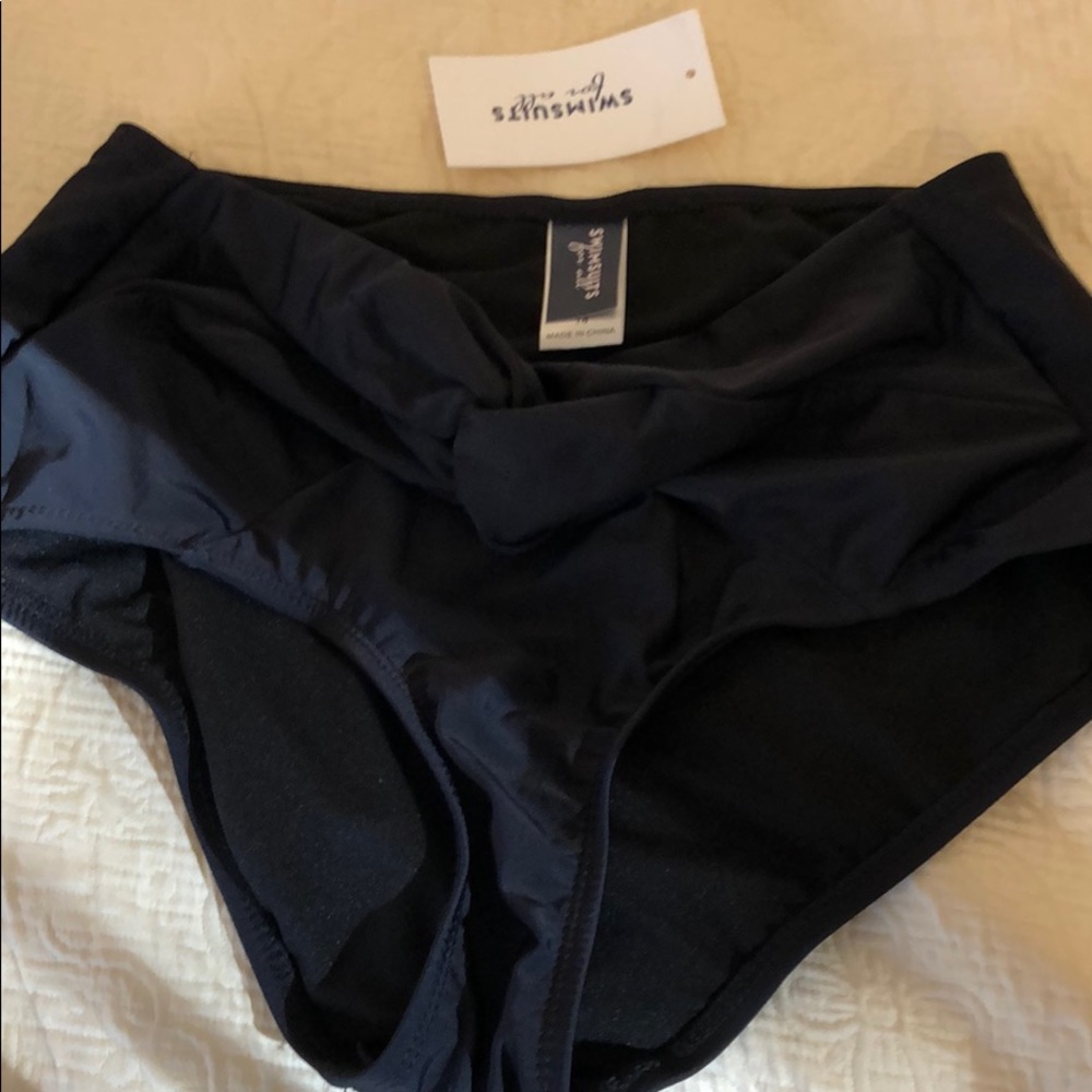 Swim briefs